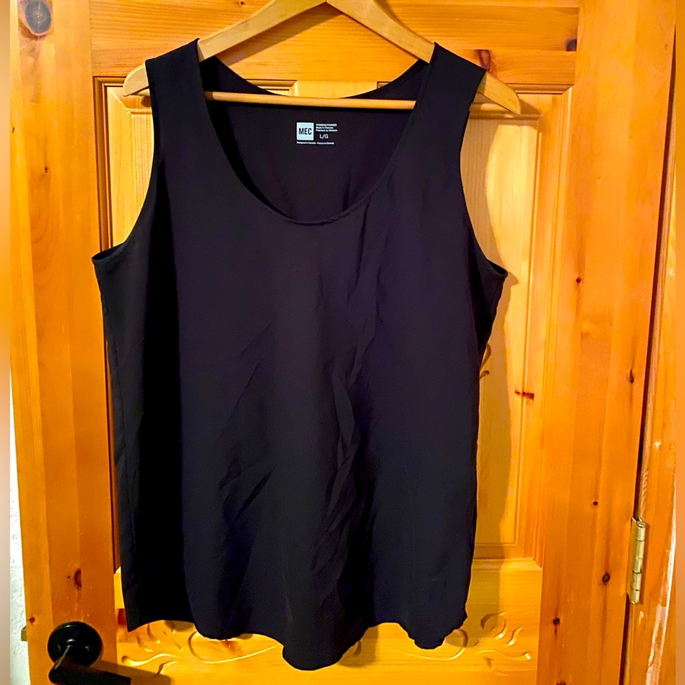 MEC black tank top